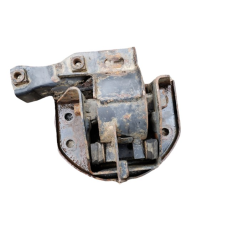 MOTOR KULAK BAĞLANTI BRAKETİ  FREELANDER	KKG100820