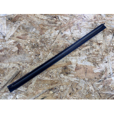 ARKA YAN KAPI ÜST ÇITASI SOL LR024148